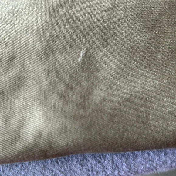 3 for 1 price: 3 pair of Men’s Dockers D3 classic fit khakis - Size 31x30. - Picture 10 of 11